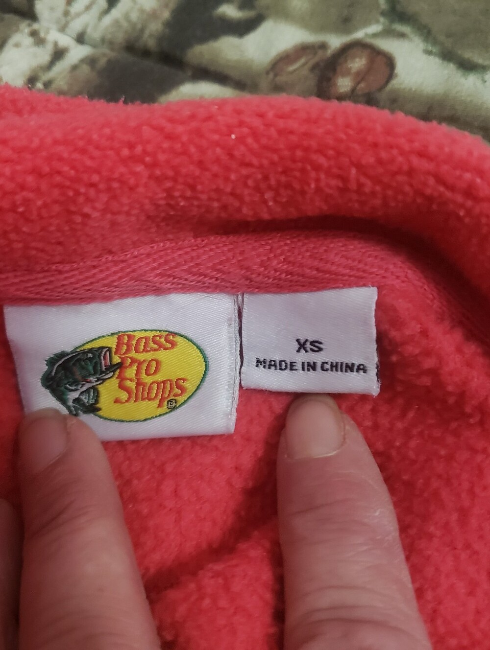Bass Pro Shops Coral Pink Fleece Jacket - Picture 2 of 3